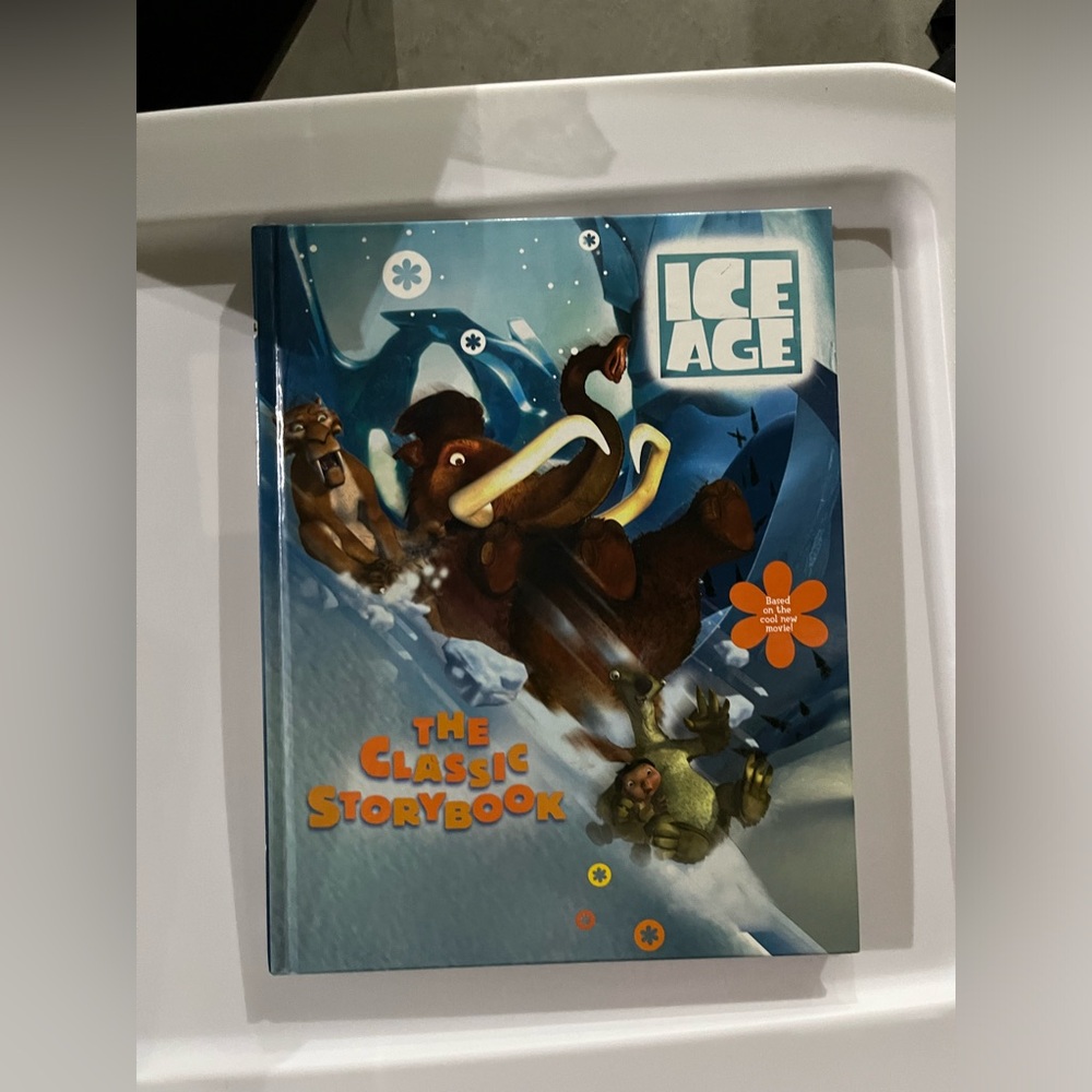 ICE AGE BOOK